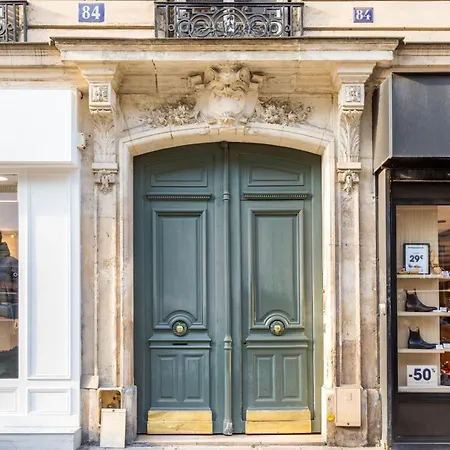 Saint Sulpice Apartment