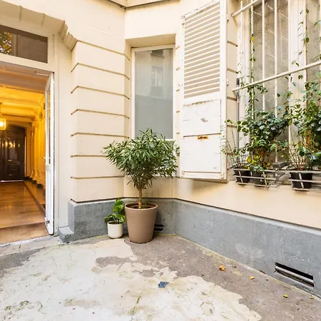 Apartment Saint Sulpice